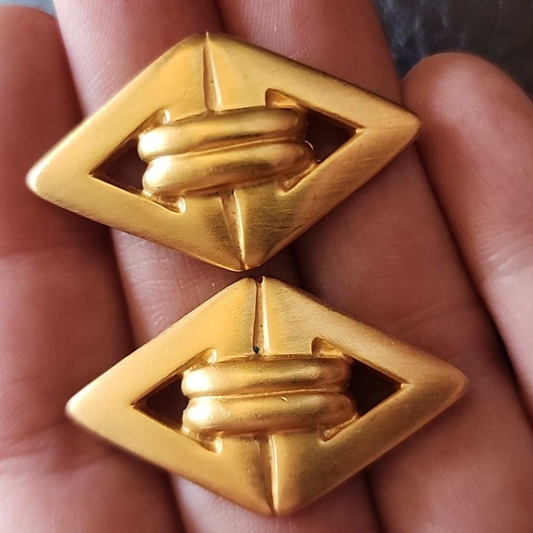 Vtg Earrings